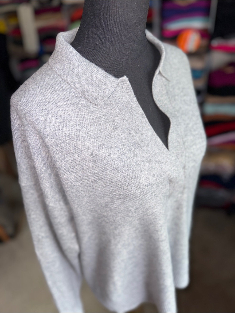 Quince Light Gray Cashmere  V-Neck Collared Women's Sweater